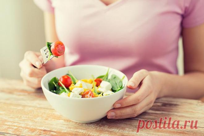 7 способов перейти на правильное питание без страданий и срывов Врачи и диетологи в один голос твердят о необходимости правильного питания, но забывают сказать, как сложно отучить себя от бургеров, конфет и прочих вкусняшек. Но мы-то знаем!Если вам тоже надоело уб...