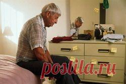 Сонливость днем – один из симптомов развивающейся болезни Альцгеймера