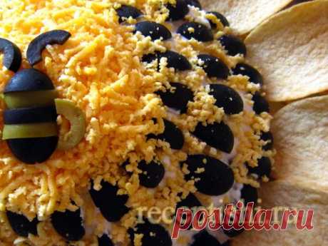 Салат Подсолнух с курицей и чипсами | Кулинарные рецепты с фото на Рецептыши.ру