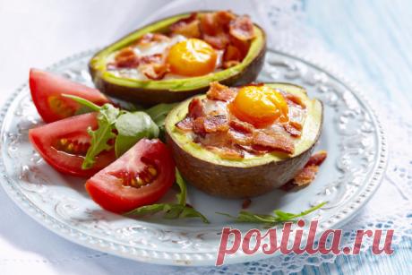 «Оригинальный рецепт запеченного авокадо с перепелиными яйцами» — карточка пользователя FOKS64 в Яндекс.Коллекциях