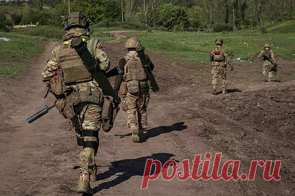 Назван ставший проблемой для армии России дрон ВСУ. Использование Вооруженными силами Украины (ВСУ) в зоне боевых действий агропромышленных дронов, названных российскими военными «Бабой-Ягой», стало «головной болью» для Вооруженных сил (ВС) РФ. Об этом в комментарии для «Ленты.ру» рассказал военный эксперт Алексей Живов.