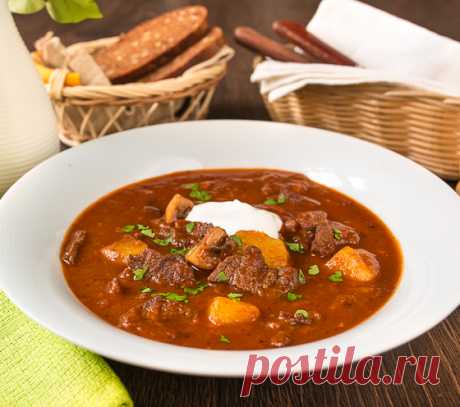 Просто, из доступных ингредиентов! Готовим суп-гуляш — Вкусные рецепты