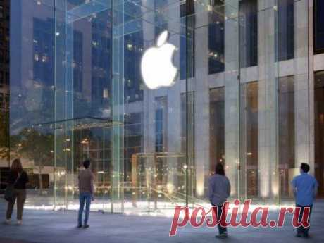 В высшем руководстве Apple произошли кадровые перестановки Компания Apple официально объявила о некоторых изменениях в составе руководства. Джефф Уильямс, ранее занимавший пост старшего вице-президента по операционным вопросам, был повышен до главного операционного директора корпорации. Напомним, что до своего назначения генеральным директором эту должность занимал Тим Кук. Джефф Уильямс принял активное участие в команде, работающей над Apple Watch, а также в развитии инициативы создания…