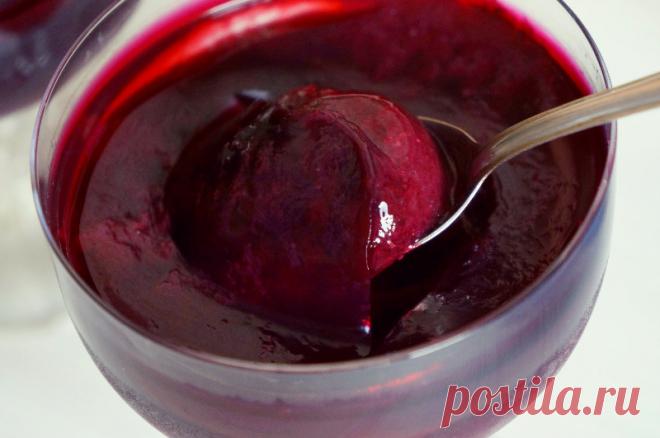 Как приготовить желе из черной смородины