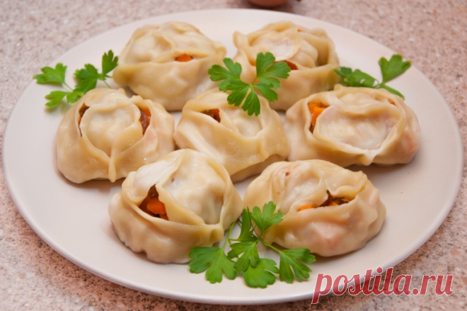 Вкусно и сочно! Манты с курицей и тыквой — Вкусные рецепты