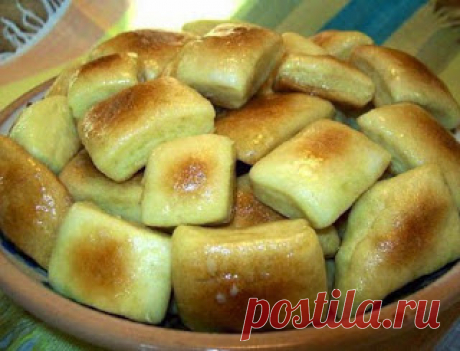 Самые вкусные рецепты: Пампушки на кефире с чесночным саламуром
