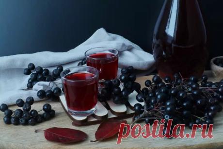 Настойка из черноплодки, пошаговый рецепт с фото - Вкуснофф.рф