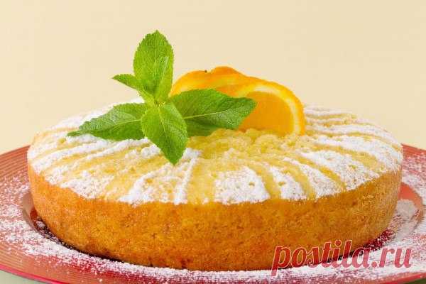 Пирог с апельсинами: вкусные идеи 

Выпечка с апельсинами актуальна в любое время года. Зимой она согревает, а летом дарит приятное чувство свежести.

Простой апельсиновый пирог 
▬▬▬▬▬▬▬▬▬▬▬▬▬▬▬▬▬▬▬▬▬▬▬▬▬▬▬
Рецепт сочного и сладкого пирога с апельсинами. Желательно, чтобы все продукты для него были комнатной температуры. 

Ингредиенты 

апельсины 2 шт. 
сахар 4 ст.л. 
сливочное масло 100 г 
яйца 2 шт. 
мука 120 г 
пищевая сода 1/4 ч.л. 
50 мин 8 порции 

1. Теркой снять це...