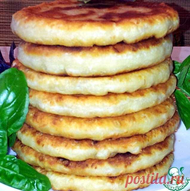 Сырная лепёшка с начинкой