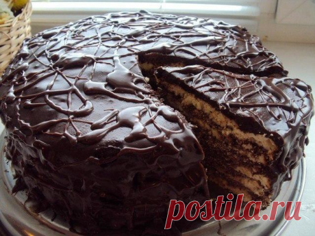 1,5 ст кефира, 1,5 ст муки, 1,5 ст л какао, 2 яйца и вареное сгущенное молоко для самого сочного в мире тортика на кефире «Черный принц» Ингредиенты:

● 1,5 стакана кефира
● 1,5 стакана муки
● 1 стакан сахара
● 1,5 ст. л. какао
● 2-3 яйца
● 200 г масла
● 1, 5 ч. л. соды гашенной уксусом

Крем:
● Вареная густая сгущенка 1 банка
● 400 г сметаны

Для украшения:
● грецкие орехи,
● вафли,
● тертый шоколад

Приготовление