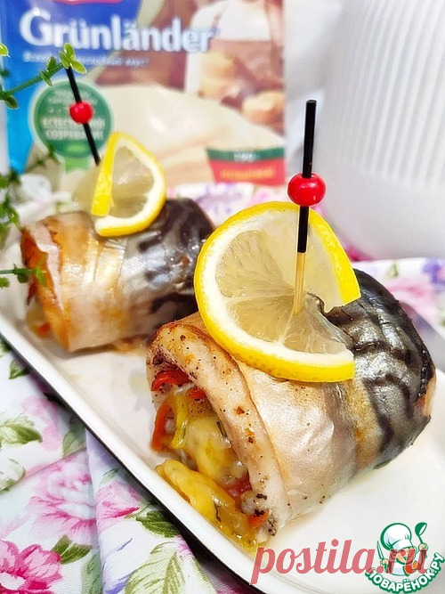 Рулетики из скумбрии с яблоком и сыром – кулинарный рецепт