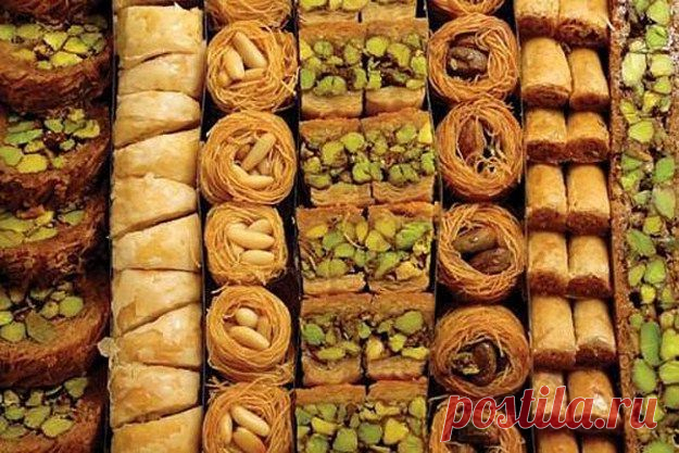 Рецепты халвы, лукума, нуги и козинаков.