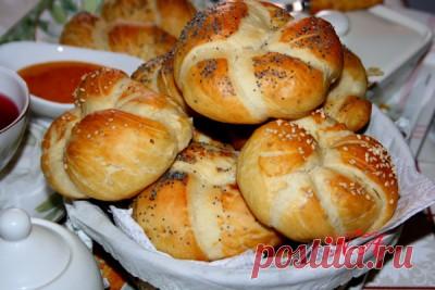 Немецкие булочки с секретом : Выпечка несладкая