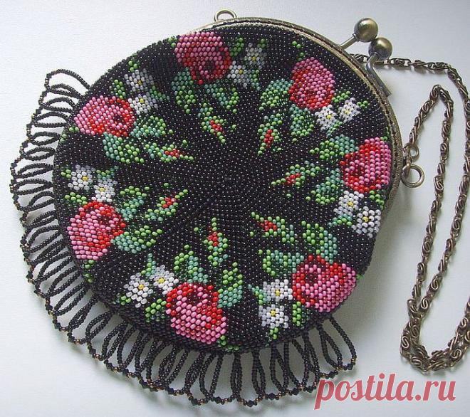 Бисерные сумочки от Luchs. Схемы плетения