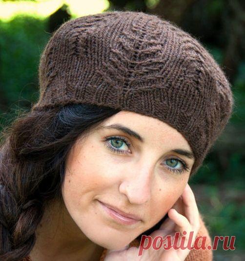 Берет от Alana Dakos, вязаный узором «Папоротник»