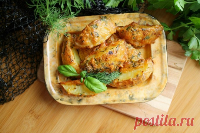 Картофельные дольки с сыром в духовке