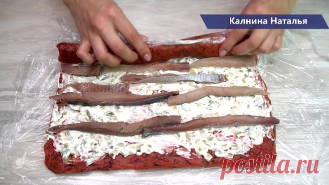Ххоть 2 порции делай все равно не хватит. ПРОВЕРЕНО! Очень вкусный закусочный рулет.