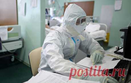 Впавший в кому сооснователь &quot;Смысловых галлюцинаций&quot; пришел в сознание. Брат артиста Тимофей Бурдин при этом отметил, что состояние Владимира Бурдина остается тяжелым