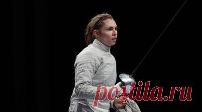 Позднякова рассказал о разводе с уехавшим в США мужем. Чемпионка Олимпийских игр в Токио саблистка София Позднякова высказалась о разводе с Константином Лохановым. Читать далее