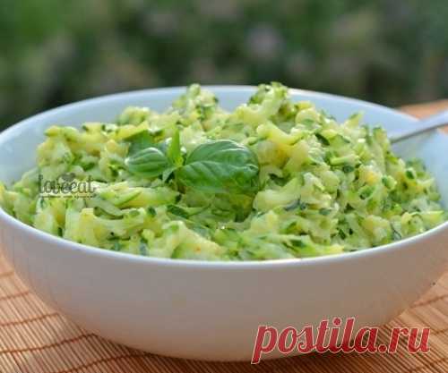 СЛИВОЧНАЯ ЗАКУСКА ИЗ ЦУКИНИ С БАЗИЛИКОМ И ЧЕСНОКОМ