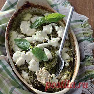 Куриное филе, запеченное в соусе песто, второе блюдо. Пошаговый рецепт с фото
