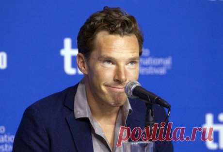 Так выглядело лицо Бенедикта Камбербэтча, когда журналист задал ему вопрос, почему он практически всё время играет гениев и сверх-интеллектуалов = )