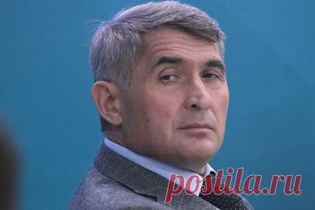 Власти Чувашии назвали ложной информацию об атаке на бойцов СВО из региона. Распространившаяся в сети информация об ударе из реактивных систем залпового огня HIMARS по батальону российских бойцов из Чувашии оказалась недостоверной. «Враги хотят подорвать наш общий боевой дух и специально распространяют ложную информацию», — заявил глава республики Олег Николаев.