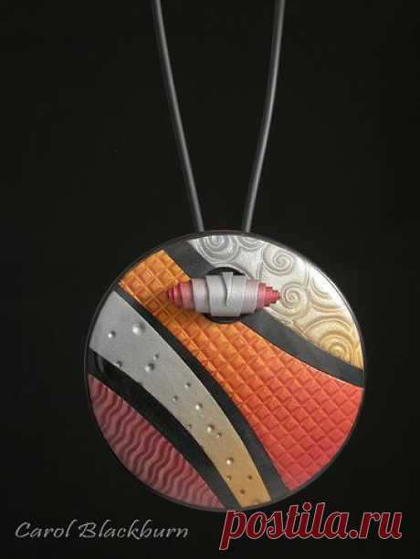 Mica Magic - Pendant and Pin - interesting way to integrate the necklace and pendant | Polymer clay