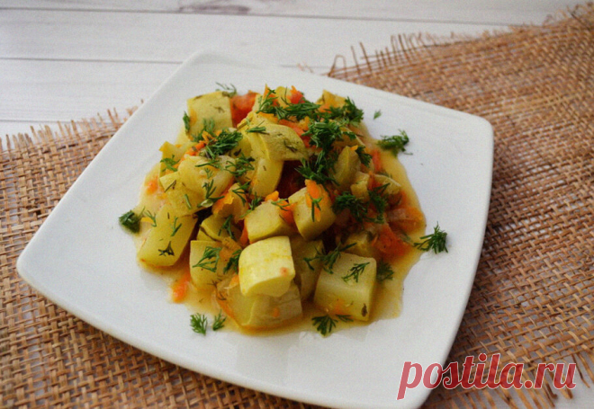Ароматное овощное рагу с картошкой в домашних устловиях. Простой рецепт