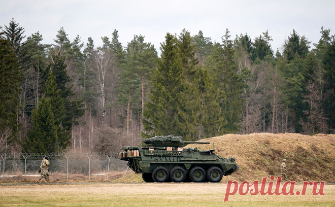 Нарышкин заявил, что Украина «полным ходом» готовится к войне. На это указывает стягивание войск ВСУ и военной техники к Донбассу, подготовка провокаций на линии разграничения и появление «отрядов боевиков-джихадистов». По словам главы СВР, цель — втянуть Россию во внутриукраинский конфликт