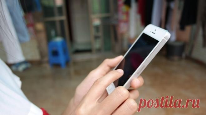 Технологии замещения личности. Чем опасны телефоны с функцией распознавания лица Руководитель Роскомнадзора Александр Жаров, выступая на конференции «Защита персональных данных», дал старт дискуссии об угрозах биодентификации.