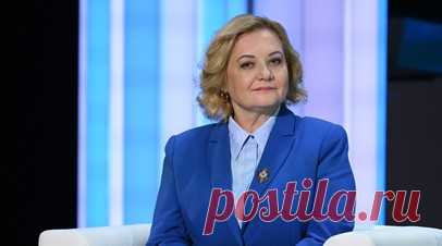 «Это будет уникальный случай»: Елена Вавилова — о возможном четырёхстороннем обмене заключёнными между странами. СМИ сообщили о возможности крупного обмена заключёнными между Россией, Белоруссией, Германией и США. RT поговорил с Еленой Вавиловой, бывшей разведчицей-нелегалом, которая вместе с мужем-разведчиком Андреем Безруковым сама прошла через процедуру обмена заключёнными в 2010 году. Она рассказала, как готовятся такие процессы и на каком этапе об этом узнают люди, об обмене которых…
