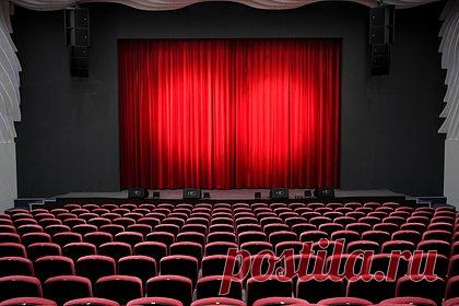 В Новосибирске отменили попавший под проверку спектакль с «принцессой с усами». В Новосибирске отменили показ детского спектакля «Принцесса и Людоед», в котором заподозрили пропаганду ЛГБТ. На спектакле на котором должны были присутствовать представители Минкультуры региона и экспертное сообщество. Администрация театра утверждает, что отмена состоялась в связи с техническими неполадками на сцене