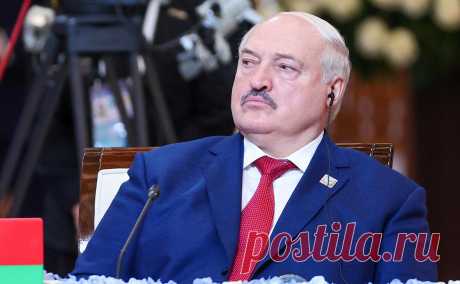 Лукашенко рассказал, за что «колошматил» губернаторов. В Белоруссии продолжают устранять последствия мощного урагана, в котором погибли четыре человека. Лукашенко сравнил произошедшее с войной и посетовал, что у власти есть недоработки