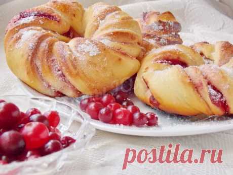 Булочки с клюквой Завиточки