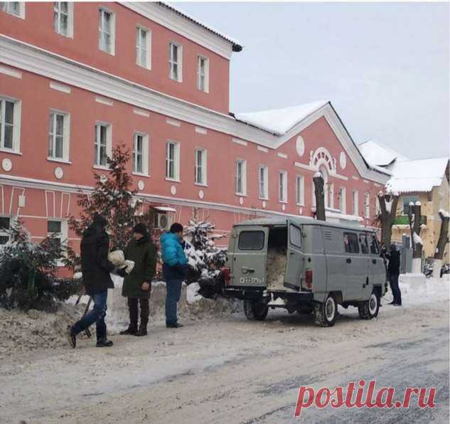 Ноу-хау из Богородицка — уборка снега по-новому . Тут забавно !!!