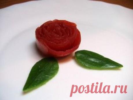 Розочки из помидоров