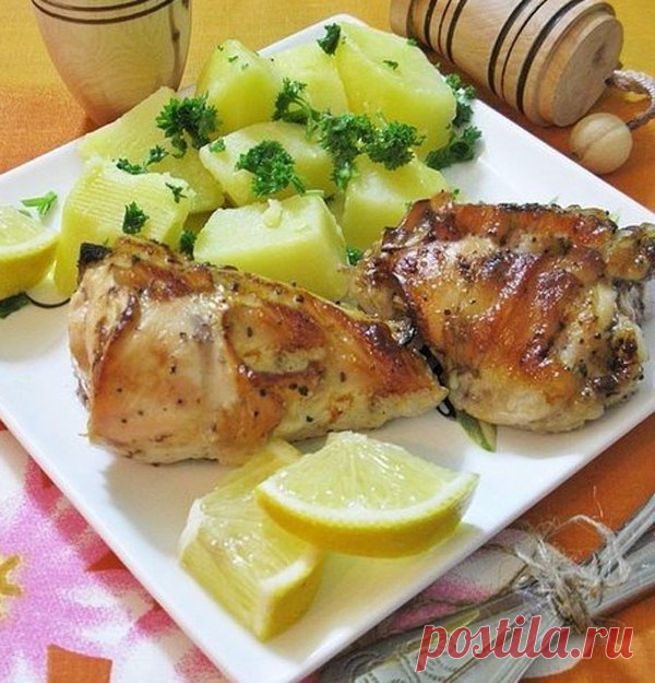 Курица, запеченная с лимоном