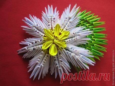 Модульное оригами «Кувшинка»