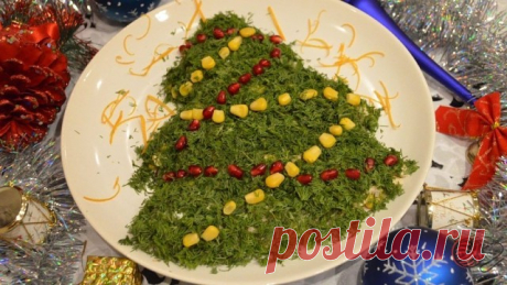 САМЫЕ ВКУСНЫЕ САЛАТЫ НА ПРАЗДНИЧНЫЙ СТОЛ 
1 Салат с креветками
-----------------------------------------

 Глубокий салатник выстелить целлофаном, на дно выложить отваренные и очищенные креветки, мазать их сливочным сыром типа Каймак, Филадельфия, далее кубики свежего огурца, на них нанести сеточку майонеза, следующим слоем кубики помидор, на них измельченный чеснок, дальше натертый твердый сыр, смазать майонезом. Закрыть краями целлофана, слегка прижать. 
Убрать на пару ч...