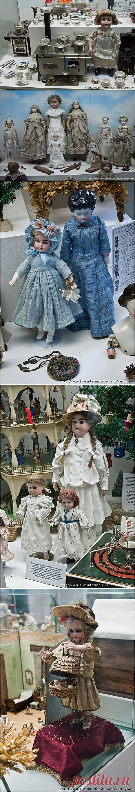 ПРАЖСКИЙ МУЗЕЙ ИГРУШЕК (Muzeum Hracek) .