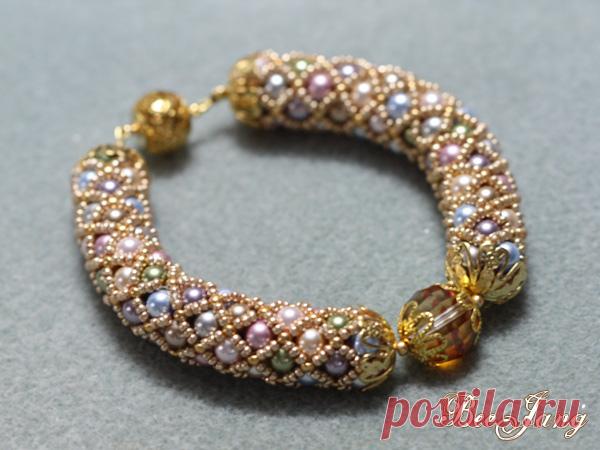 Tubular netting bracelet | Tubular netting bracelet with Swa… | Flickr