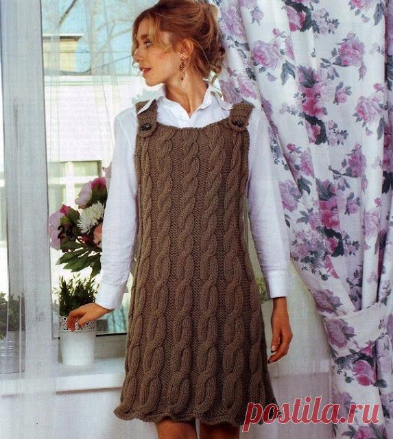 Тепленький сарафан вяжем спицами