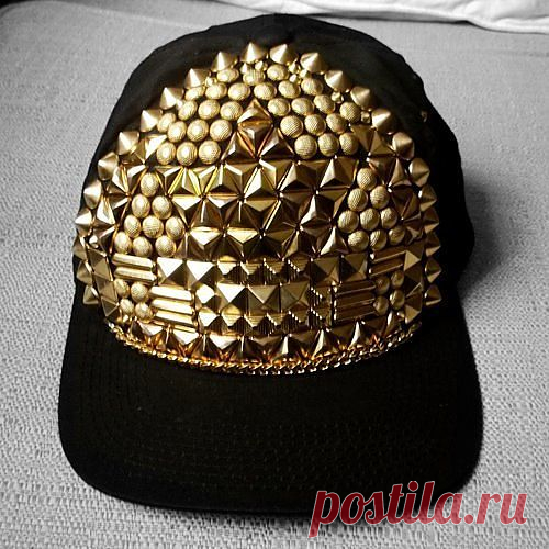 Кепка с клёпками / Головные уборы / Модный сайт о стильной переделке одежды и интерьера
