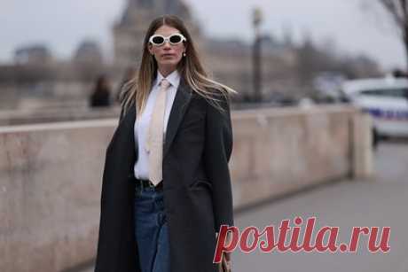 Стилист Рогов перечислил три новых модных тренда в одежде. Российский стилист Александр Рогов перечислил три новых модных тренда в одежде. Так, в числе актуальных предметов гардероба изделия с принтом «горох», которые представлены такими брендами, как Balmain, Miu Miu и Valentino. В то же время популярными стали галстуки в качестве дополнения к женским образам.