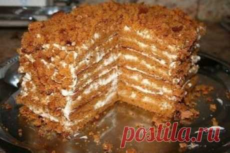 Простой и вкусный медовый тортик, для тех, кто не любит возиться с раскаткой коржей Рекомендую!