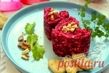 Салат из свеклы с грецкими орехами и чесноком и сыром