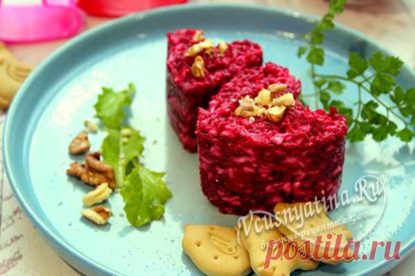 Салат из свеклы с грецкими орехами и чесноком и сыром