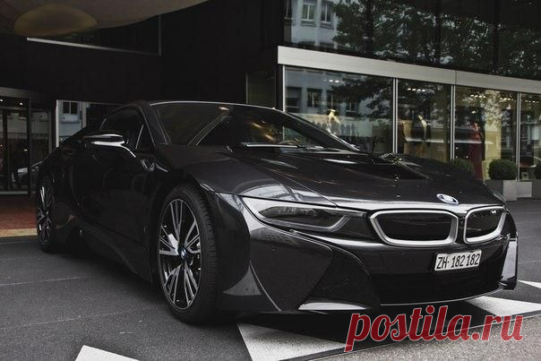 BMW i8
