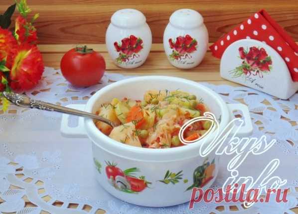 Тушеная капуста с картошкой и кабачками